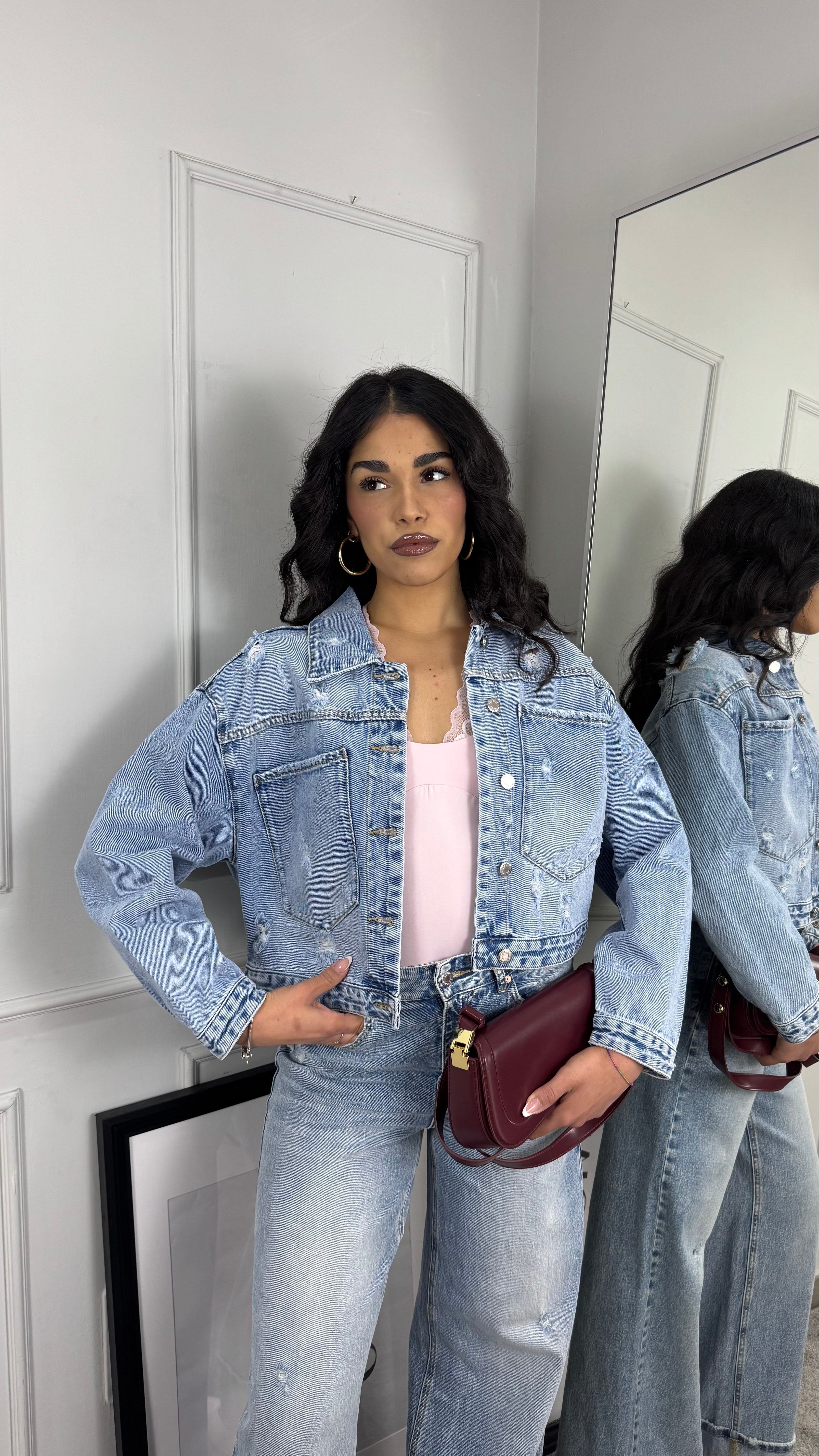 Giubbino in demin con rotture