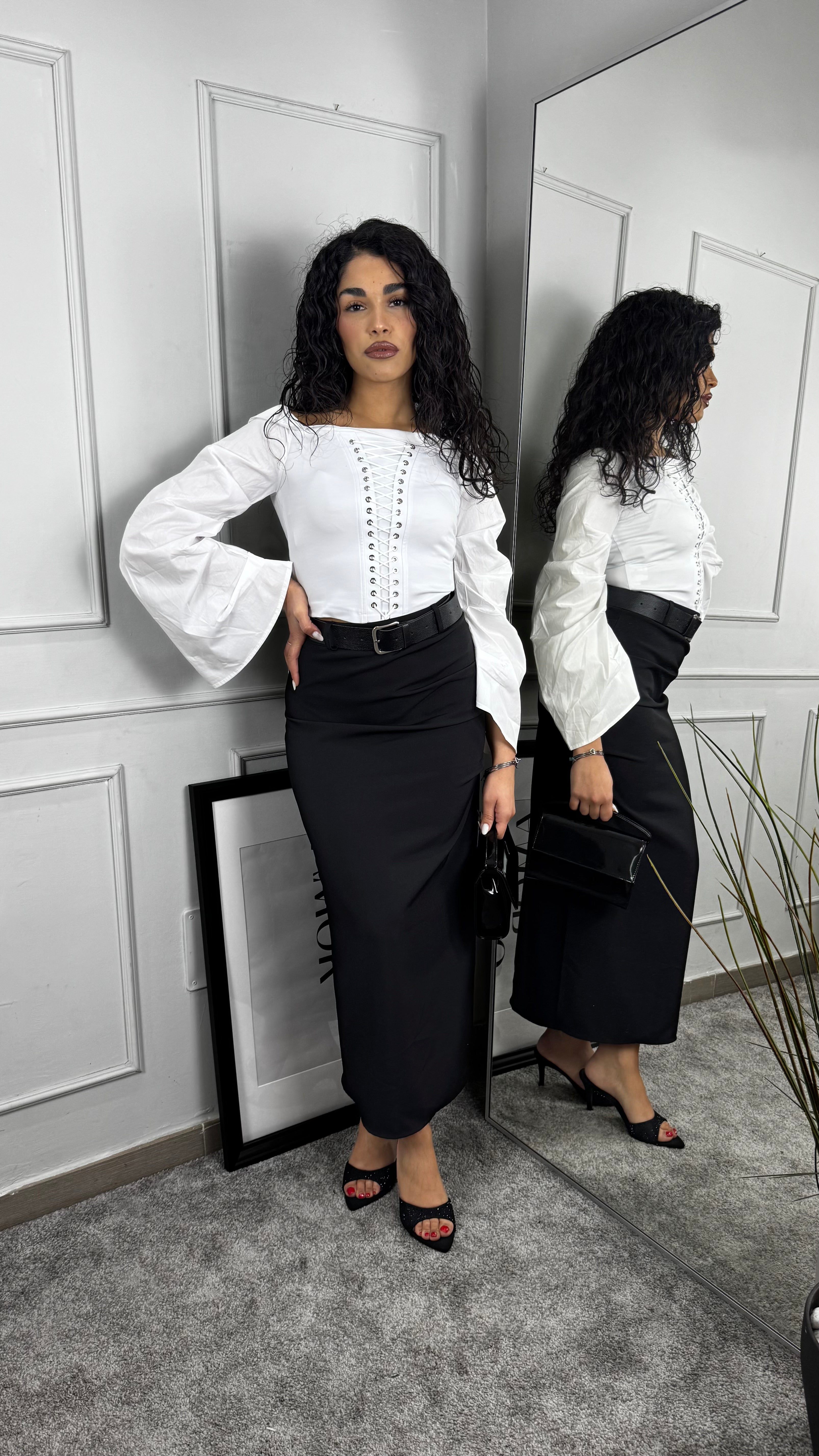 Gonna longuette con cintura