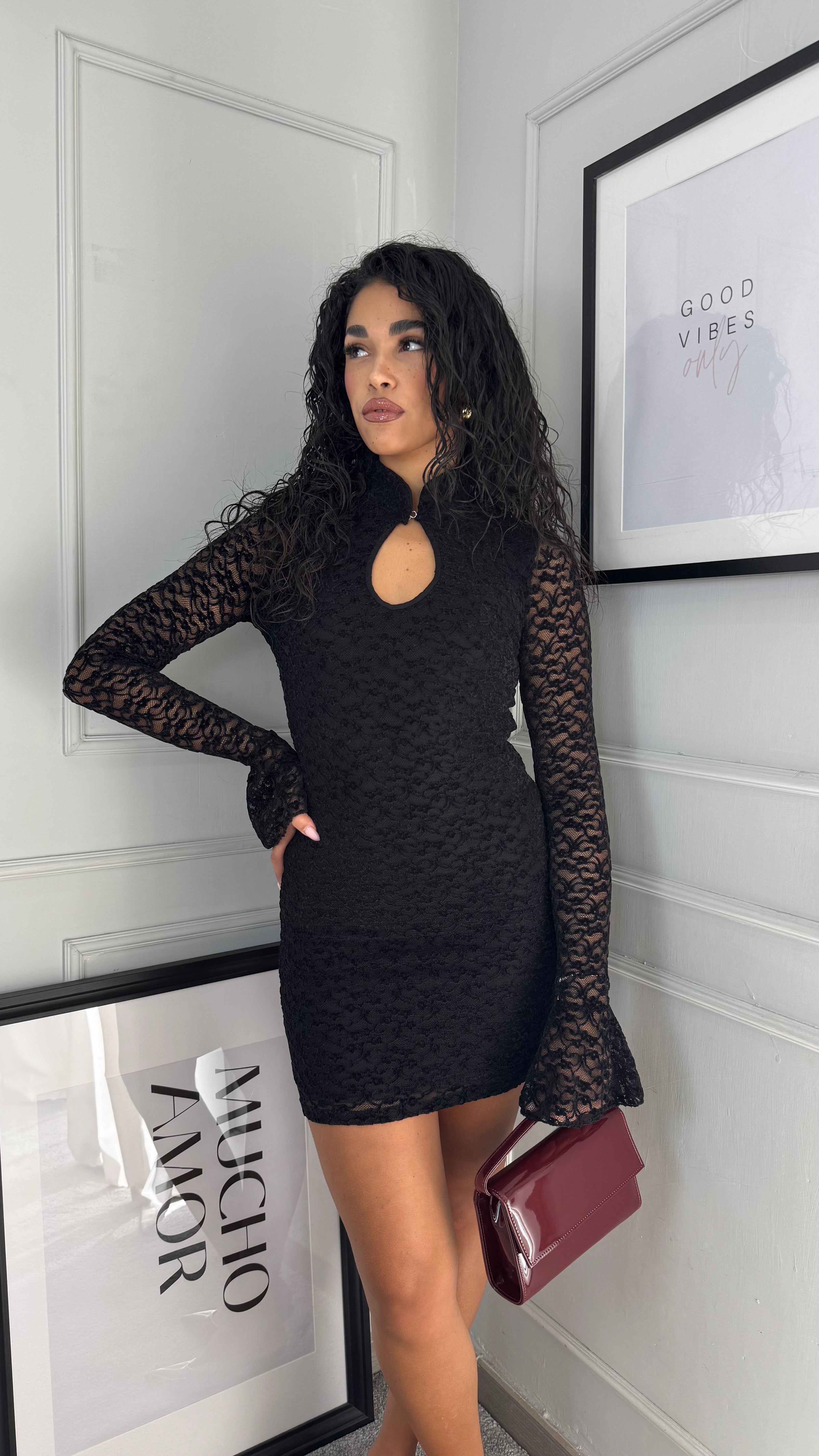 Abito in pizzo velvet