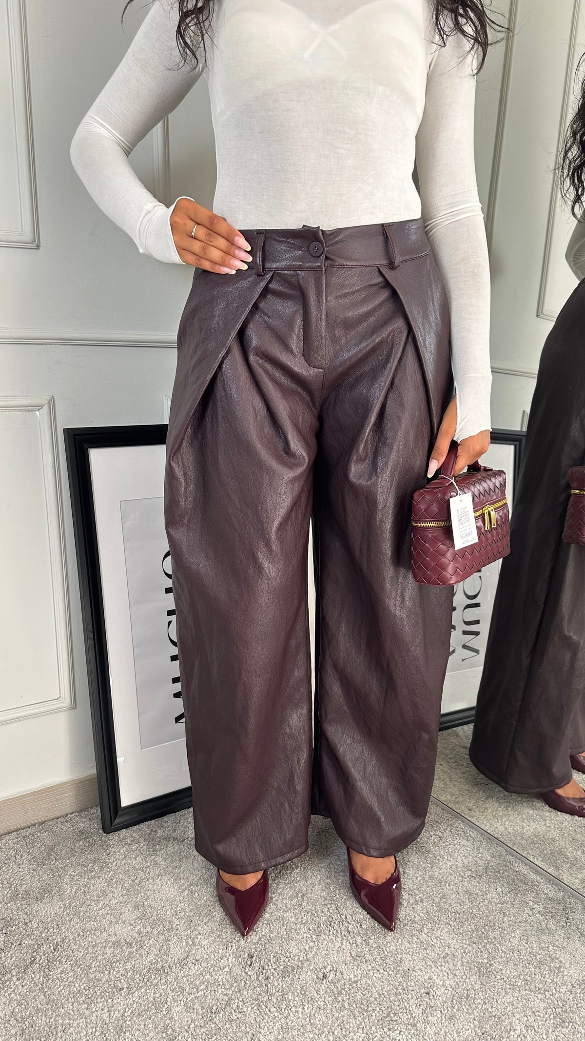 Pantaloni ecopelle prugna