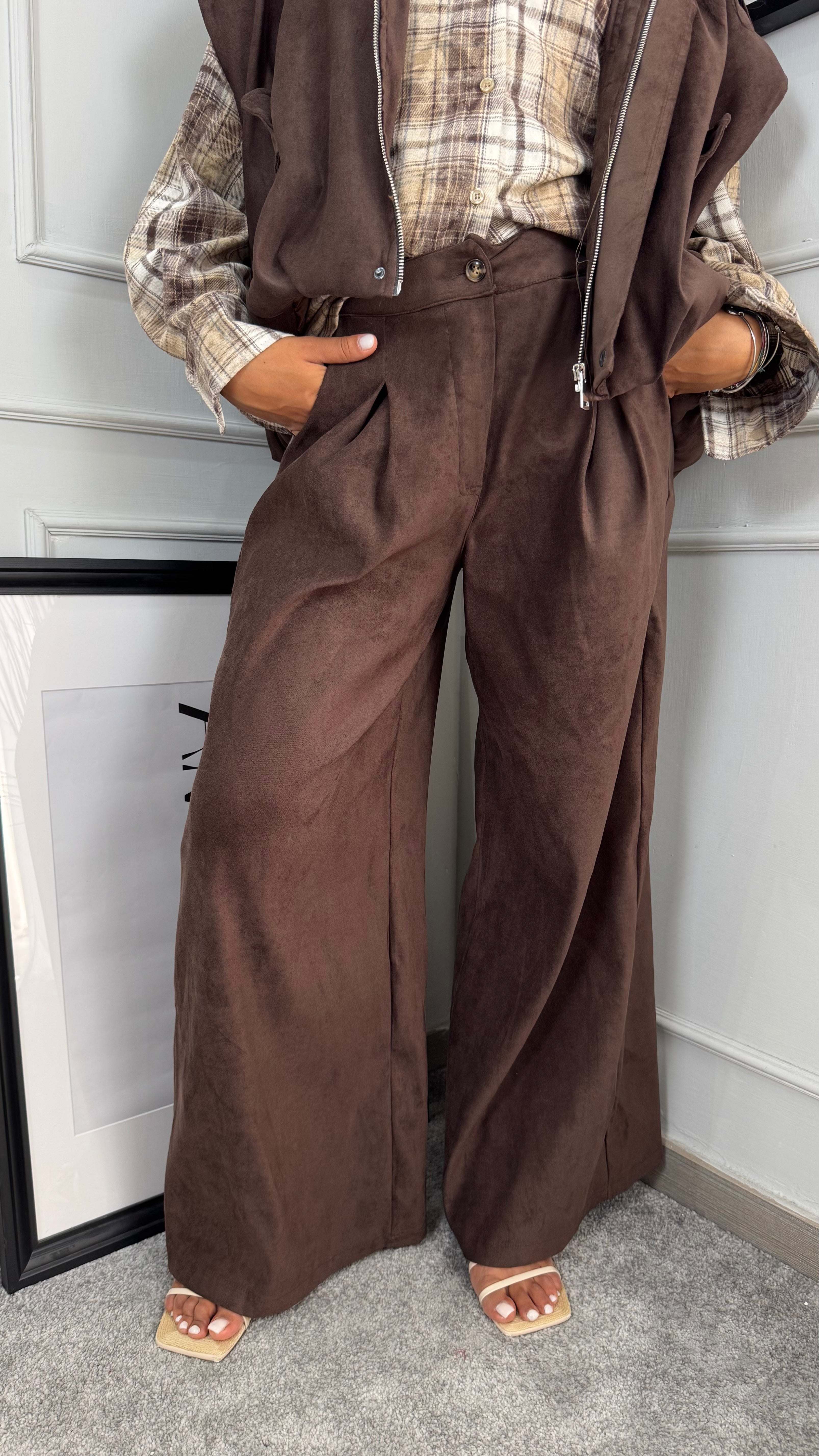 Pantaloni scamosciati brown
