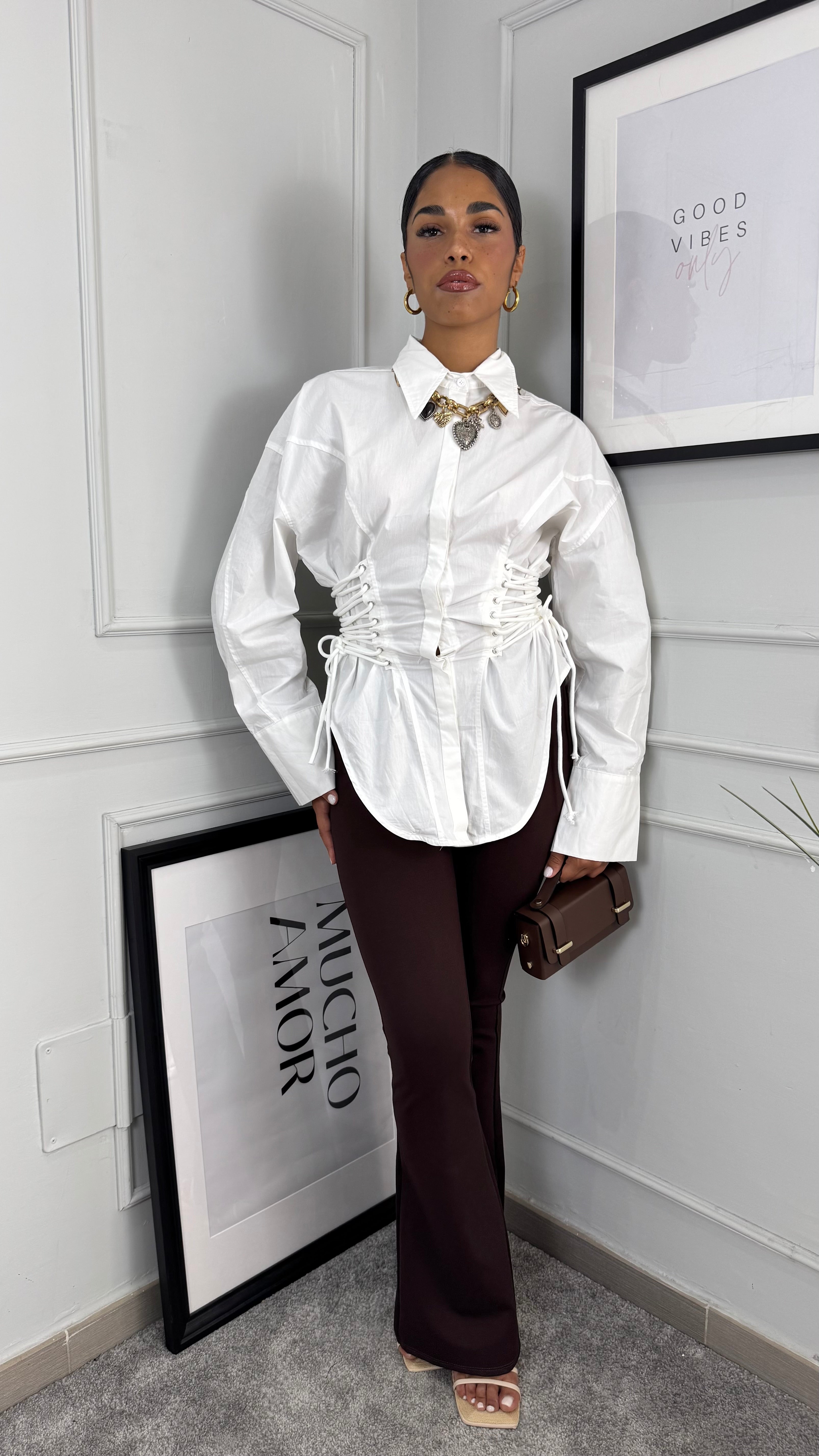 Camicia stringhe