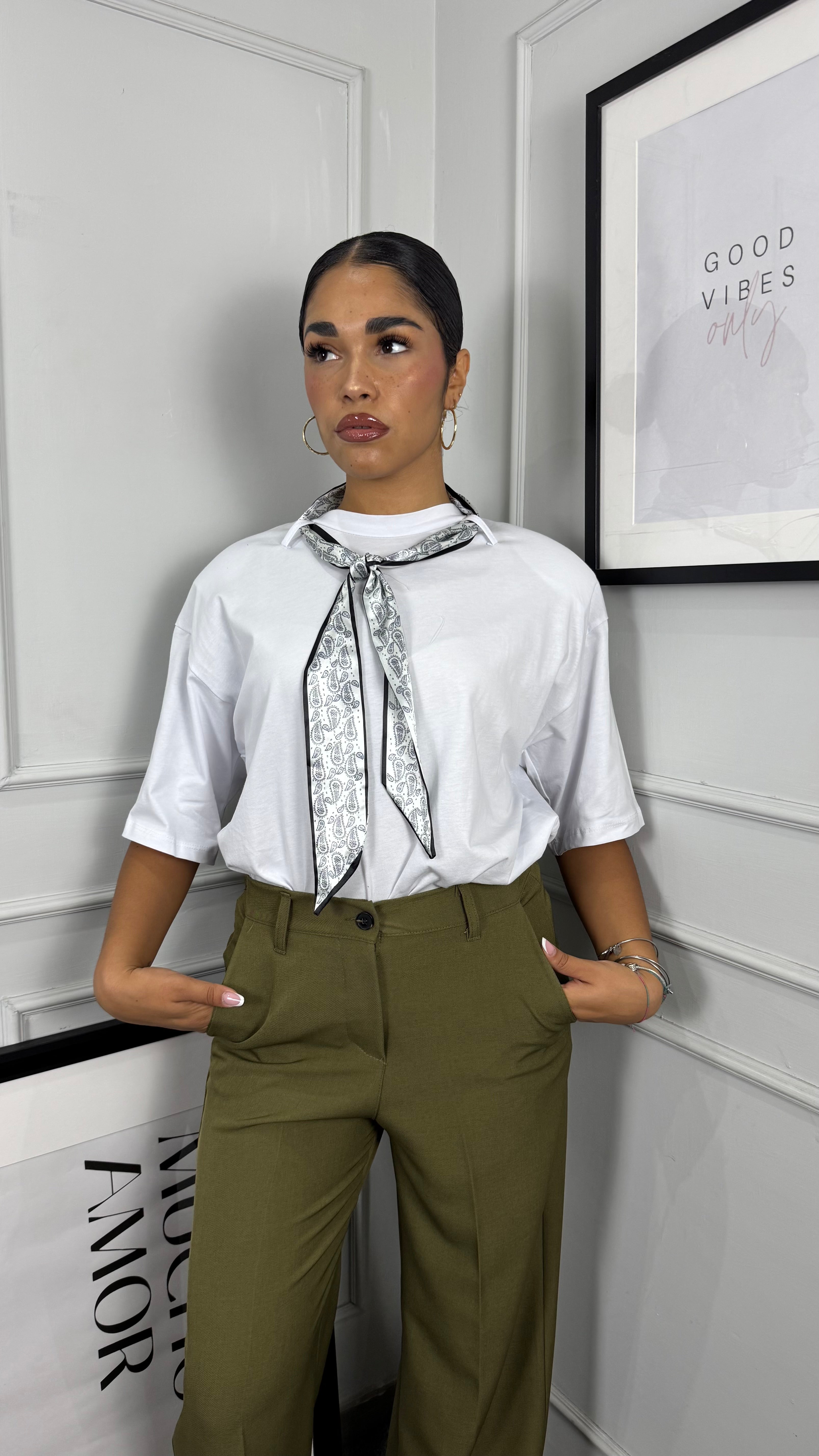 T-shirt foulard