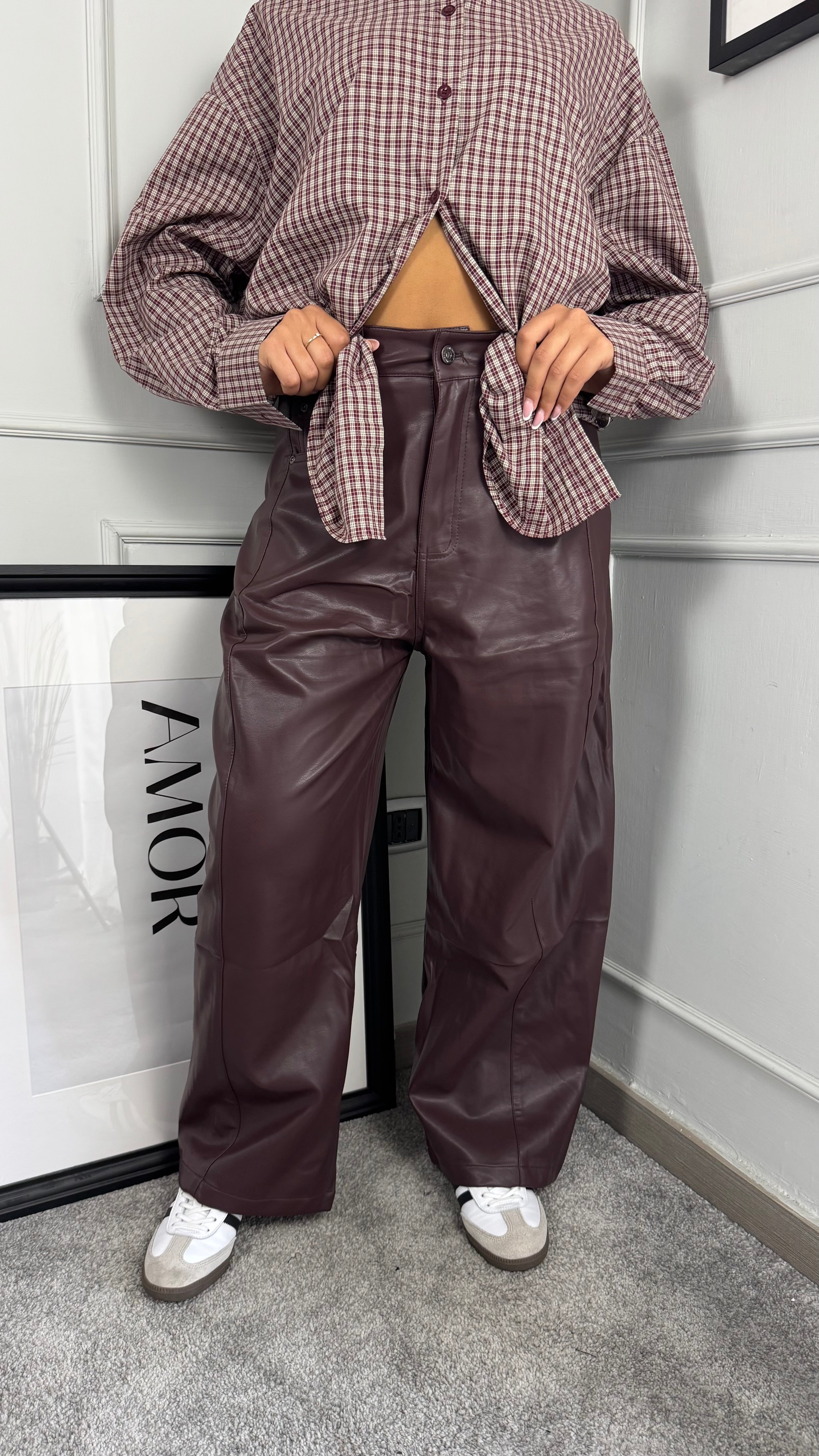 Pantaloni baggy ecopelle